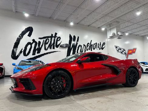Used 2024 Chevrolet Corvette Stingray Premium Cpe w/ Z51 Performance Package RWD image 17