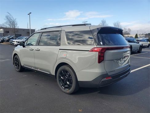 New 2026 Kia Carnival SX image 6