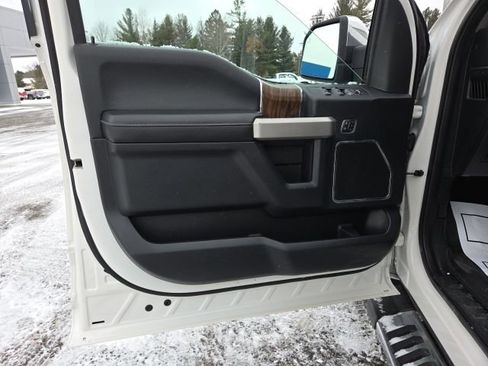 Used 2019 Ford F150 Lariat w/ Equipment Group 502A Luxury image 47