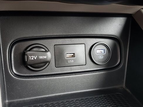 Used 2020 Hyundai Venue SEL w/ Convenience + Premium Package image 23