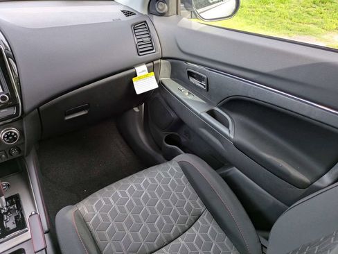New 2026 Mitsubishi Outlander Sport AWD image 17