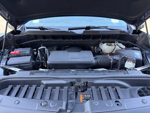 Used 2021 Chevrolet Silverado 1500 LTZ w/ LTZ Premium Package AWD/4WD image 31