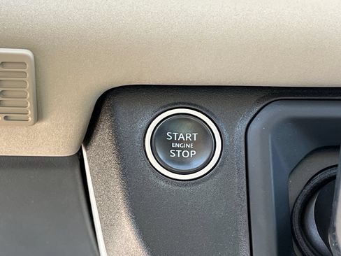 Used 2020 Land Rover Defender 110 S AWD/4WD image 22