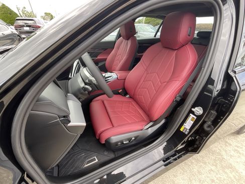 New 2026 BMW i5 eDrive40 w/ M Sport Package RWD image 11