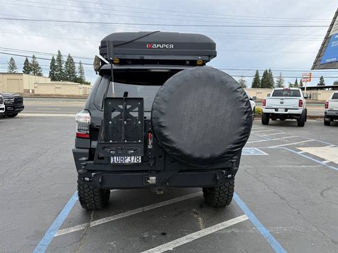 Used 2018 Toyota 4Runner TRD Pro AWD/4WD image 6