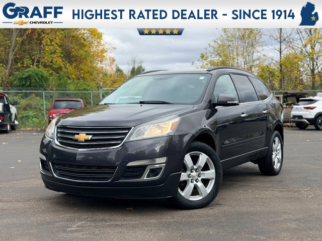 Used 2016 Chevrolet Traverse LT w/ Style and Technology Package FWD image 1