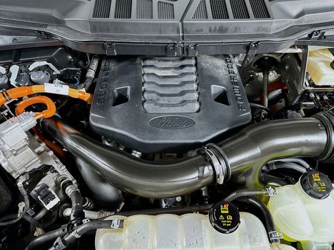 Used 2023 Ford F150 XLT w/ Equipment Group 302A High image 32