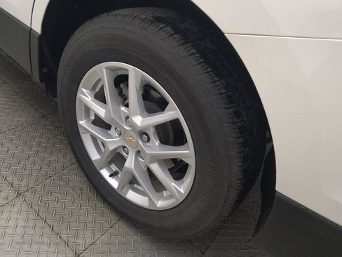 Used 2022 Chevrolet Equinox LT AWD/4WD image 31