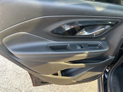 Used 2022 GMC Terrain AT4 w/ Infotainment Package II image 27