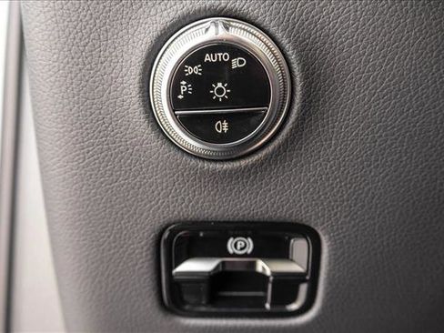 Certified 2026 Mercedes-Benz GLC 300 4MATIC image 15