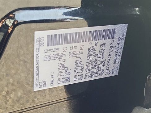 Used 2023 Nissan Rogue SL w/ SL Premium Package image 34