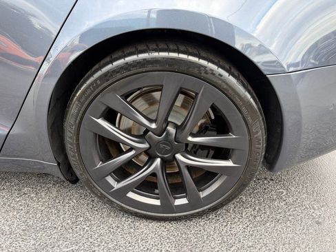 Used 2023 Tesla Model S Plaid image 40