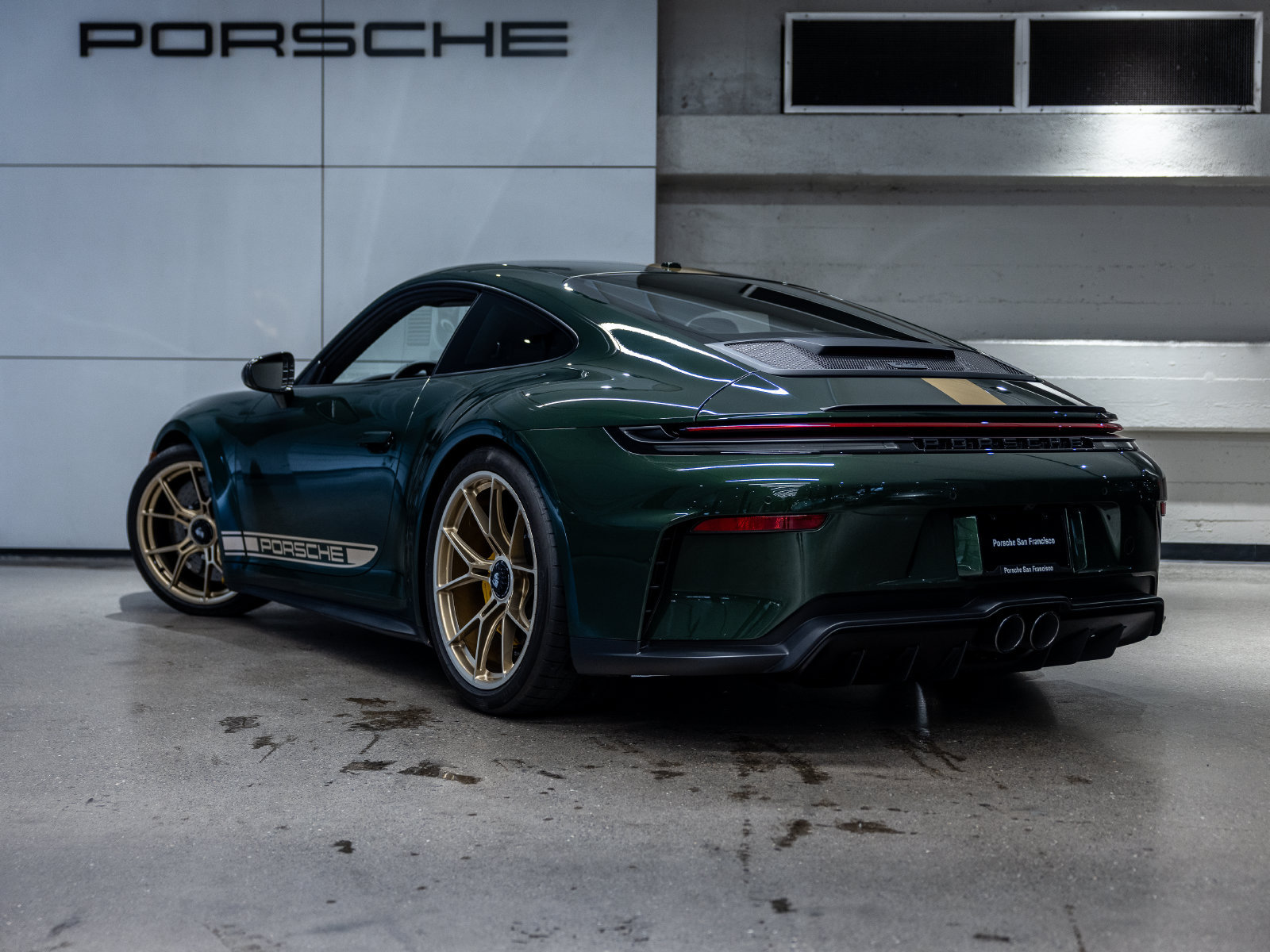Certified 2025 Porsche 911 GT3 RWD image 3