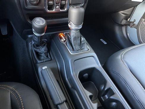 New 2026 Jeep Wrangler Sahara w/ Whitecap Package image 40