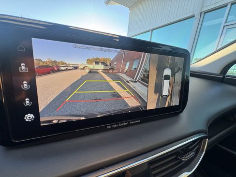 Used 2023 Hyundai Santa Fe Limited image 17