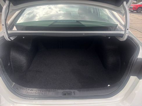 Used 2026 Nissan Altima 2.5 SV FWD image 31