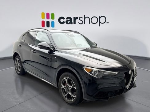 Used 2022 Alfa Romeo Stelvio Ti image 7