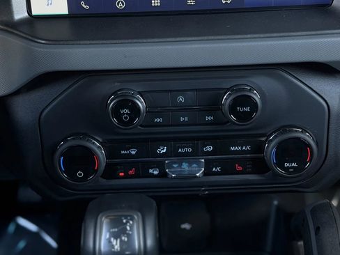 Used 2024 Ford Bronco Big Bend AWD/4WD image 34