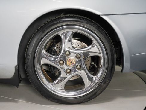 Used 1999 Porsche 911 Carrera image 19