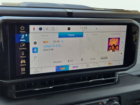 New 2025 Jeep Gladiator Sport image 25