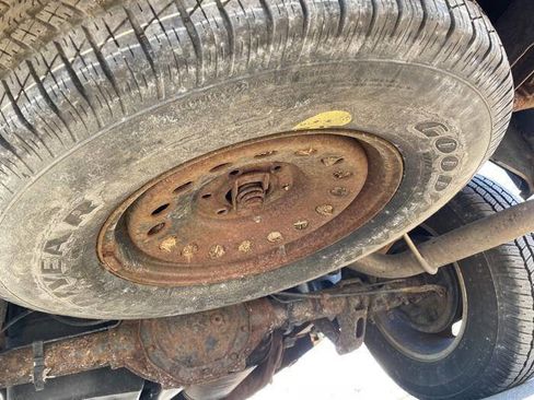 Used 2011 Chevrolet Silverado 1500 LTZ w/ LTZ White Diamond Edition image 27