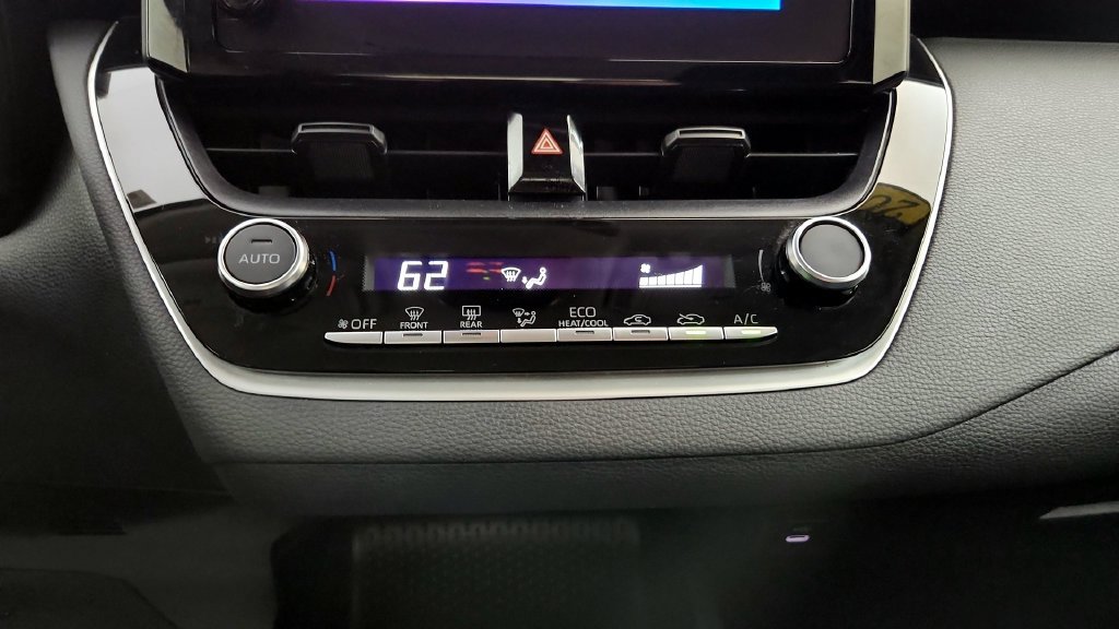 Certified 2023 Toyota Corolla LE FWD image 30