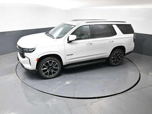 Used 2021 Chevrolet Tahoe RST w/ Luxury Package AWD/4WD image 19
