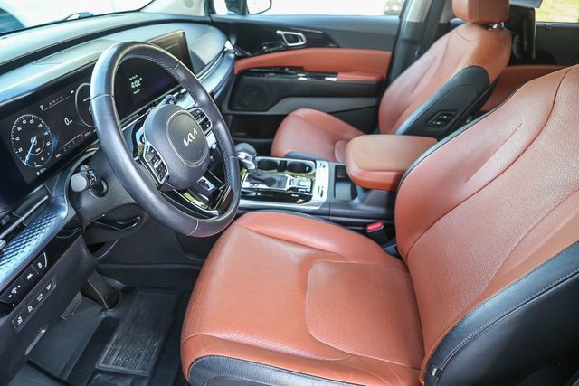 Used 2024 Kia Carnival SX Prestige FWD image 20