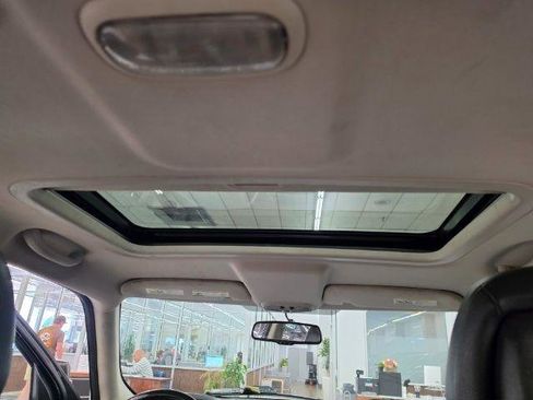 Used 2016 Jeep Patriot High Altitude FWD image 37