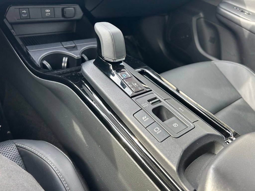 Certified 2023 Toyota Prius XLE FWD image 21