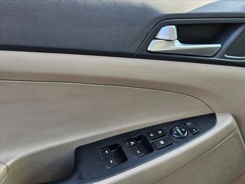 Used 2020 Hyundai Tucson SEL image 8