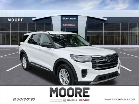 Used 2025 Ford Explorer Active RWD image 1