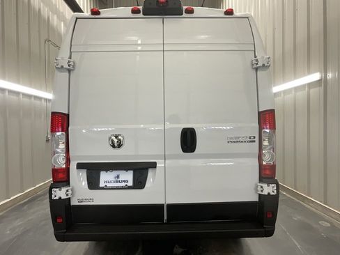 Used 2024 RAM ProMaster 2500 w/ Quick Order Package 22G SLT image 21