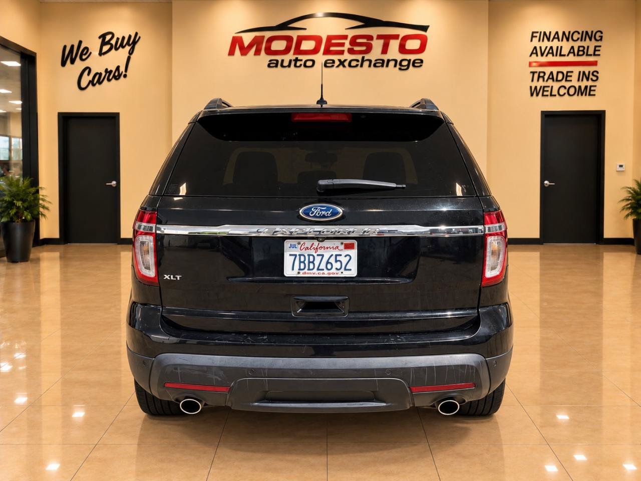 Used 2013 Ford Explorer XLT FWD image 4