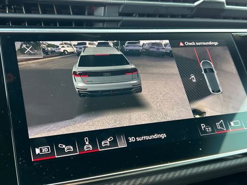 Used 2025 Audi RS Q8 performance image 46