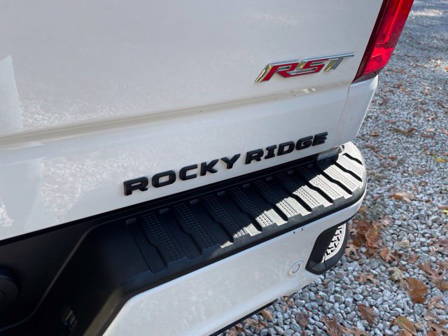Used 2022 Chevrolet Silverado 1500 RST w/ Safety Package AWD/4WD image 13