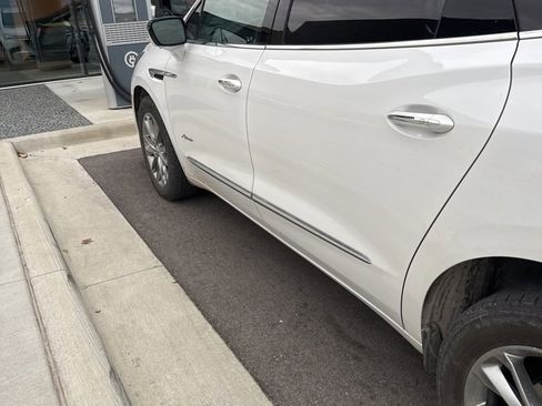 Used 2023 Buick Enclave Avenir w/ Trailering Package, 5000 lbs. image 6