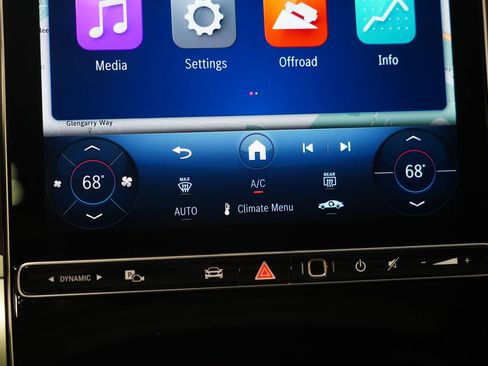 Certified 2026 Mercedes-Benz GLC 300 4MATIC image 25