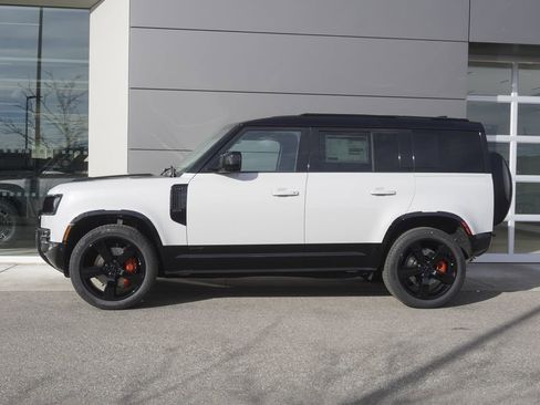 New 2026 Land Rover Defender 110 X image 8