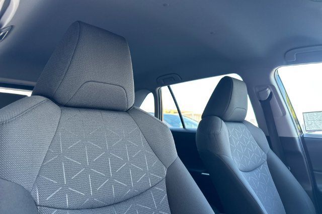 Certified 2022 Toyota RAV4 XLE AWD/4WD image 21