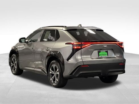 Certified 2025 Toyota bZ4X FWD image 3