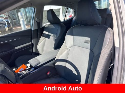 Used 2026 Toyota Camry XLE image 12