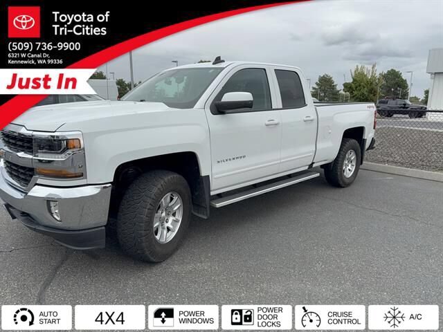Used 2017 Chevrolet Silverado 1500 LT w/ All Star Edition AWD/4WD image 30