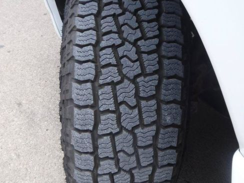 Used 2000 Ford E-150 and Econoline 150 RWD image 20