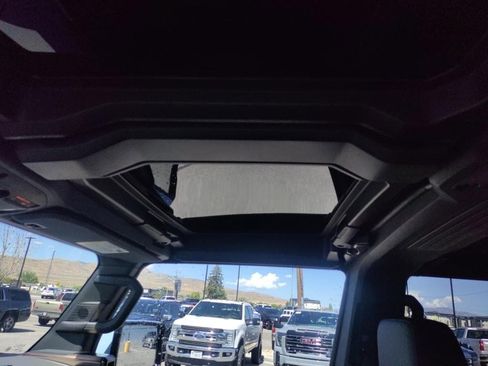 New 2025 GMC Hummer EV 3X image 36