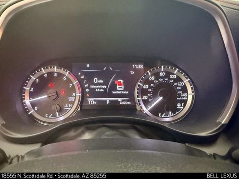 Used 2023 Toyota Highlander XSE FWD image 23