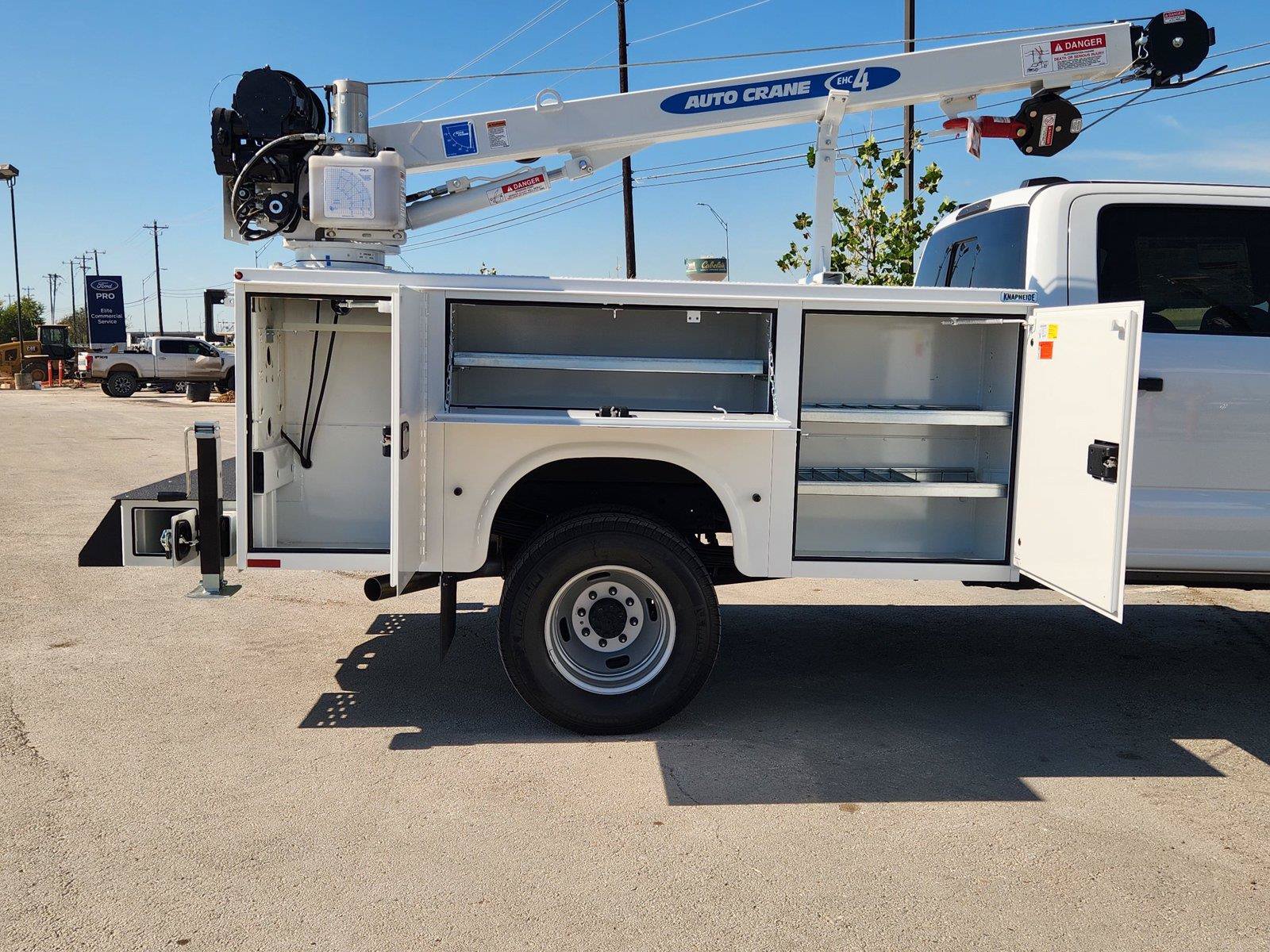 New 2027 Ford F350 XL w/ XL Chrome Package AWD/4WD image 21