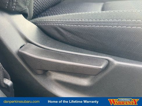 Used 2018 Subaru Forester 2.5i Premium image 41