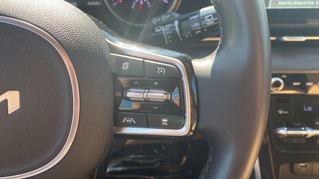 Certified 2024 Kia Carnival EX FWD image 35
