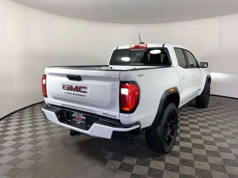 Used 2025 GMC Canyon Elevation w/ Convenience Package image 2